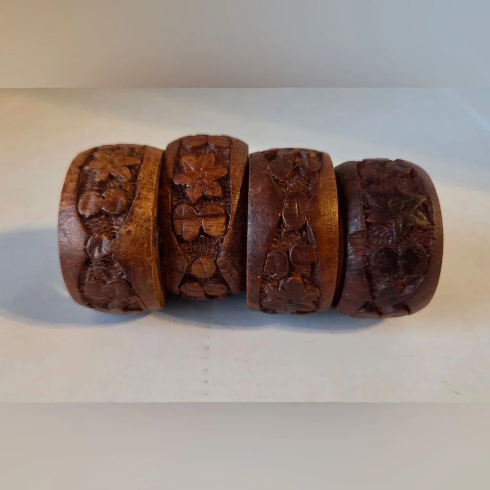 Hand-Carved Wooden Napkin Rings Set of 4 Made in India Vintage